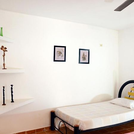 Hostal Dumbira ตากังกา ภายนอก รูปภาพ